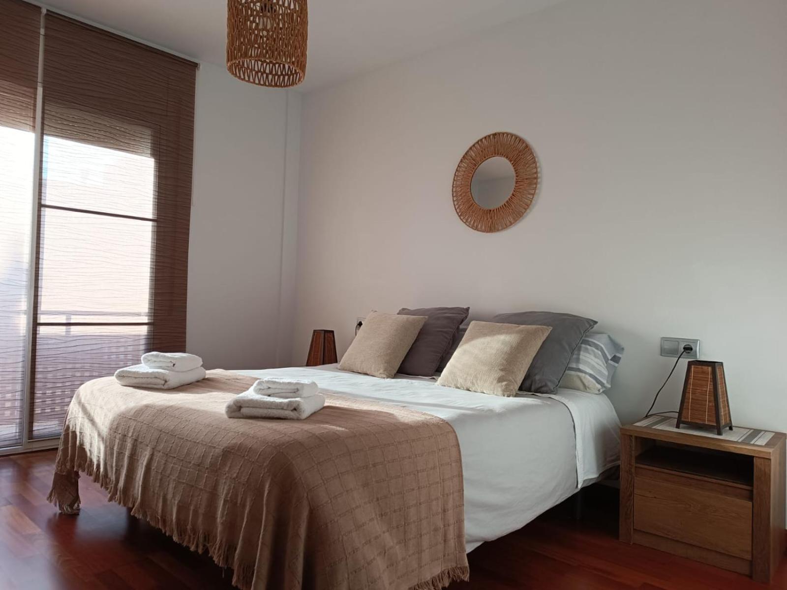 Apartamento Plaza De La Iglesia Deltebre Eksteriør bilde